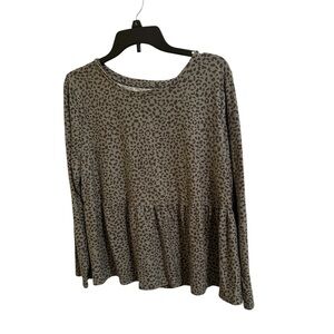 🤪3/$10 Sweet Pea cheetah top